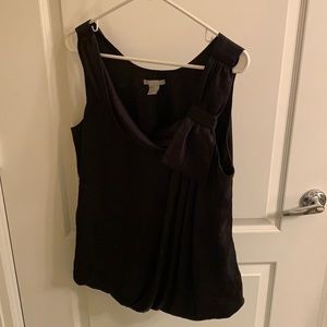H and M Women’s black classy tank top